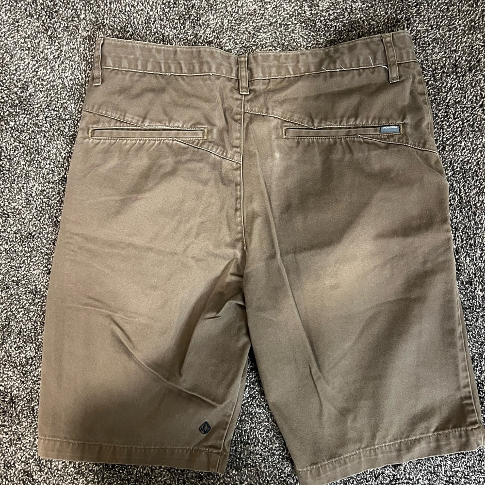 Volcom Shorts - Picture 4 of 4